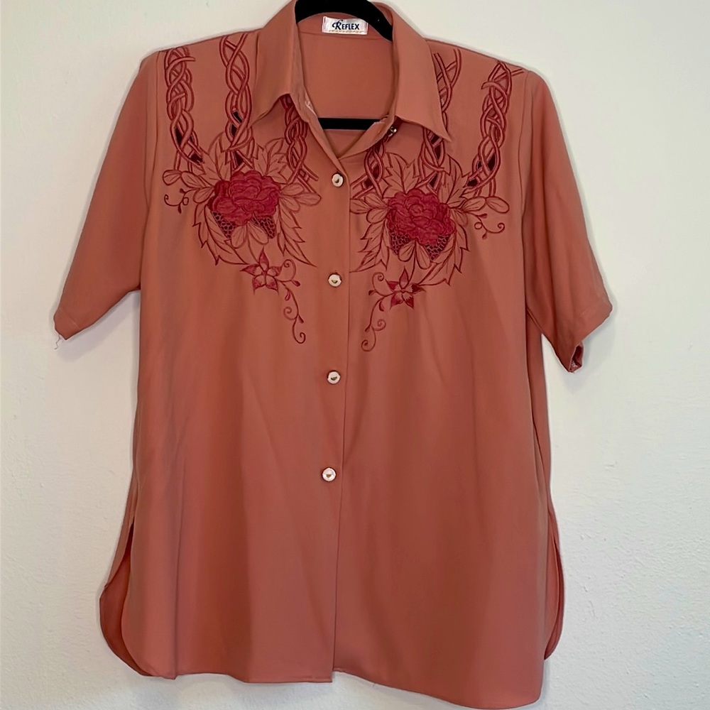 Vintage women’s dress shirt embroidery and faux mother of pearl/gold buttons.